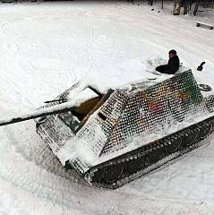 Катание и вождение танка